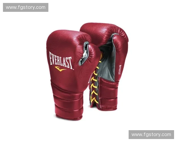 拳击手套的演变与发展如何影响现代拳击运动的技术与安全性